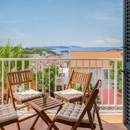 Maki Apartments Hvar Town Bagian luar foto